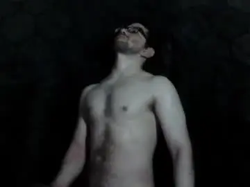 Chaturbate Live Sex Cam of hornydude3435