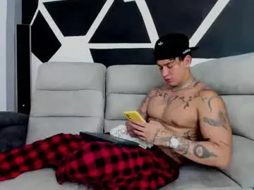 Chaturbate Sex Chat of justinfuller_31