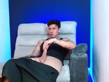 Chaturbate Live Sex Cam of justinfuller_31