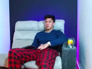 Chaturbate Free Porn Cam of justinfuller_31