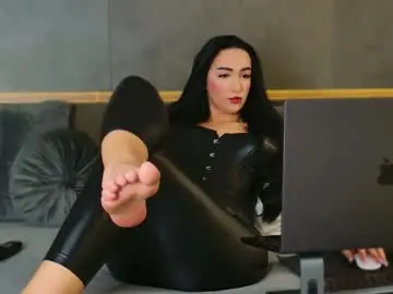 Chaturbate Free Porn Cam of lorawarnner