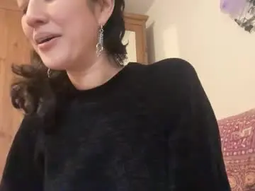 Chaturbate Live Sex Cam of akiraskye