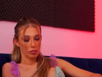 Chaturbate Free Live Porn of ellieredd