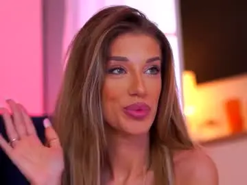 Chaturbate Adult Video Chat of ellieredd