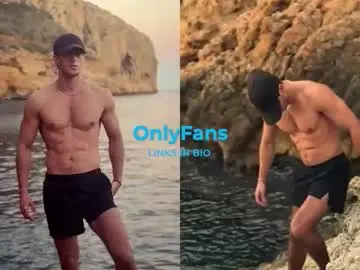 Chaturbate Best live sex cam show of folleti7