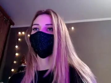 iris_lave from chaturbate