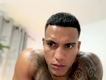 Chaturbate Sex Chat of jordandenis17