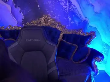 elisevelour from chaturbate