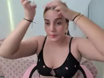 greta_smith2 from chaturbate