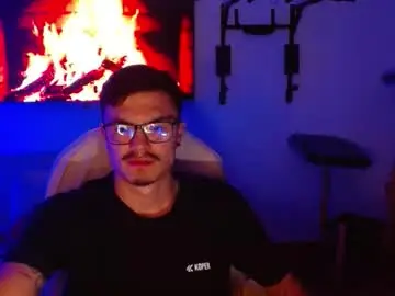 Chaturbate Live Sex Cam of taurus4k