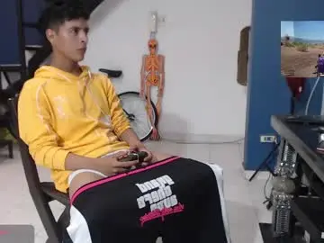 Chaturbate Live Sex Cam of andressdean