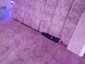 Chaturbate Live Sex of chaarlotte_1