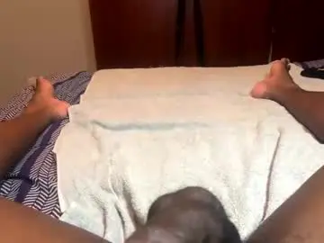 Chaturbate Adult Webcams of davis_smith2100