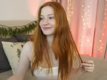 Chaturbate Best live sex cam show of fiamoor