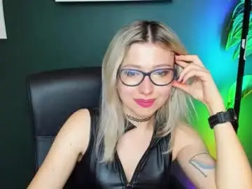 Chaturbate Sex Cam of heidi_pleasure