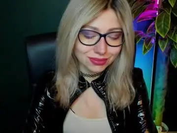 Chaturbate Sex Cam of heidi_pleasure