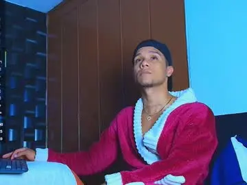 Chaturbate Watch Live Sex Cams of roy_barney