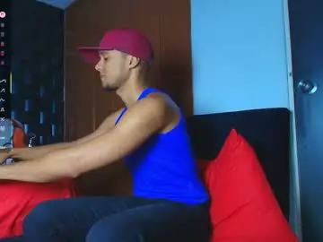 Chaturbate Live Porn of roy_barney