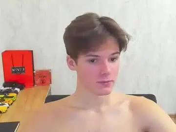 Chaturbate Nude Webcam of timytwinkboy