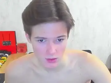 Chaturbate Live Sex Cam of timytwinkboy
