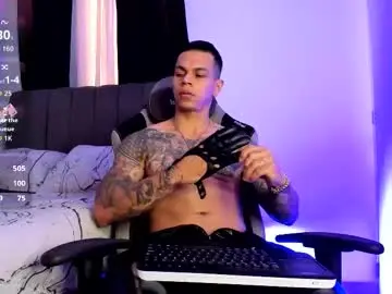 Chaturbate Live Sex Cam of arondark