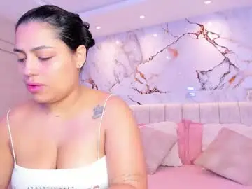 Chaturbate Free Live Porn of kiana_cream