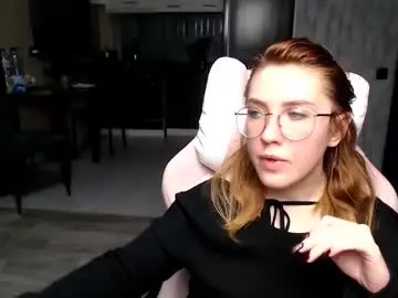 reginasmilee from chaturbate