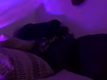 Chaturbate Nude Webcam of midnightblue80