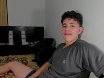 Chaturbate Live Porn of whos_he