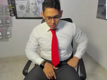 Chaturbate Best Webcam of coltonmassif_