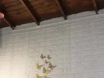 Chaturbate Live Sex of dahiana_williamss