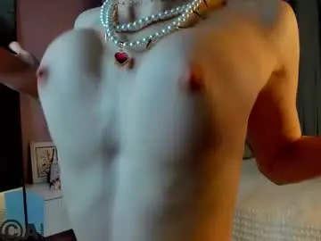 Chaturbate Live Sex Cam of dearly_emily