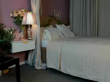 Chaturbate Best live sex cam show of dearly_emily