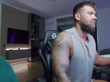 Chaturbate Watch Live Sex Cams of enrikoblue