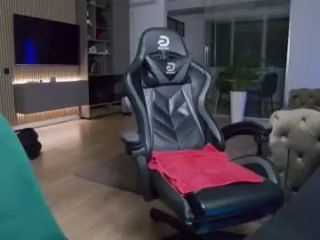 Chaturbate Nude Webcam of enrikoblue