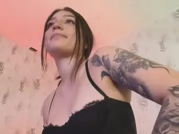 giaa_ross from chaturbate