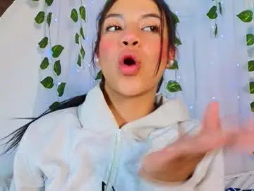 Chaturbate Live Sex Cam of lucia_sweeet