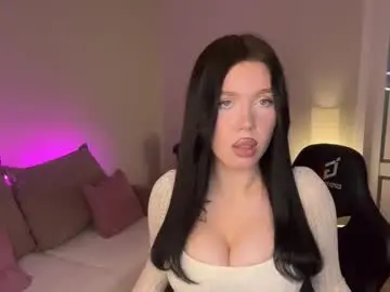 Chaturbate Free Porn Cam of mistress_of_hearts