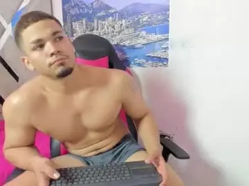 Chaturbate Live Sex Cam of nico_blaze7