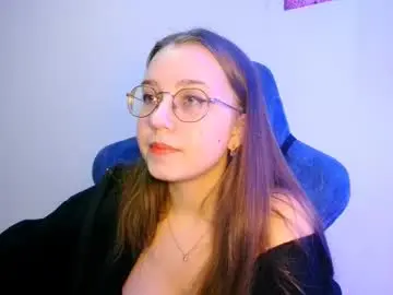 vivivivikkie from chaturbate