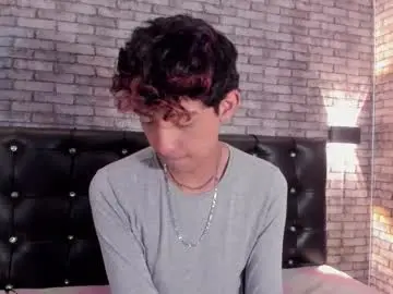 Chaturbate Live Sex Cam of allen_starck