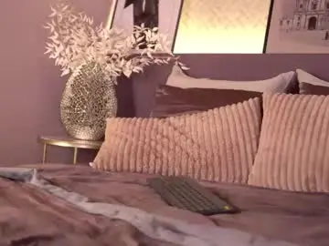 Chaturbate Free Porn Cam of ellediane