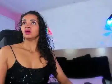 Chaturbate Free Porn Cam of luxury_couple_01