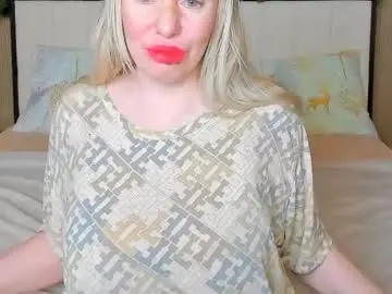 Chaturbate Nude Webcam of mailymilf