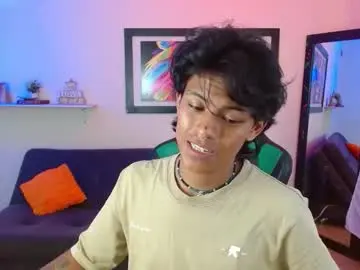 Chaturbate Watch Live Sex Cams of dreyk20