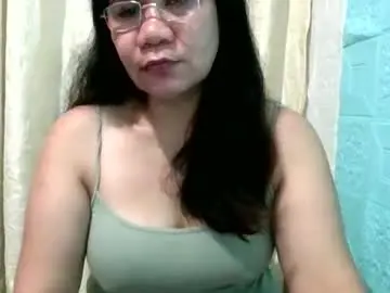 Chaturbate Live Sex Cam of d84real