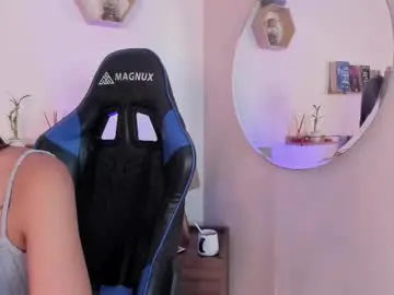 Chaturbate Live Sex Cam of lucy_ferreiraa