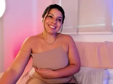Chaturbate Sex Chat of miadanielss