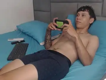 Chaturbate Private Sex Chat of antoine_mastercum