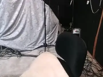 Chaturbate Live Sex of bobbyhill27b